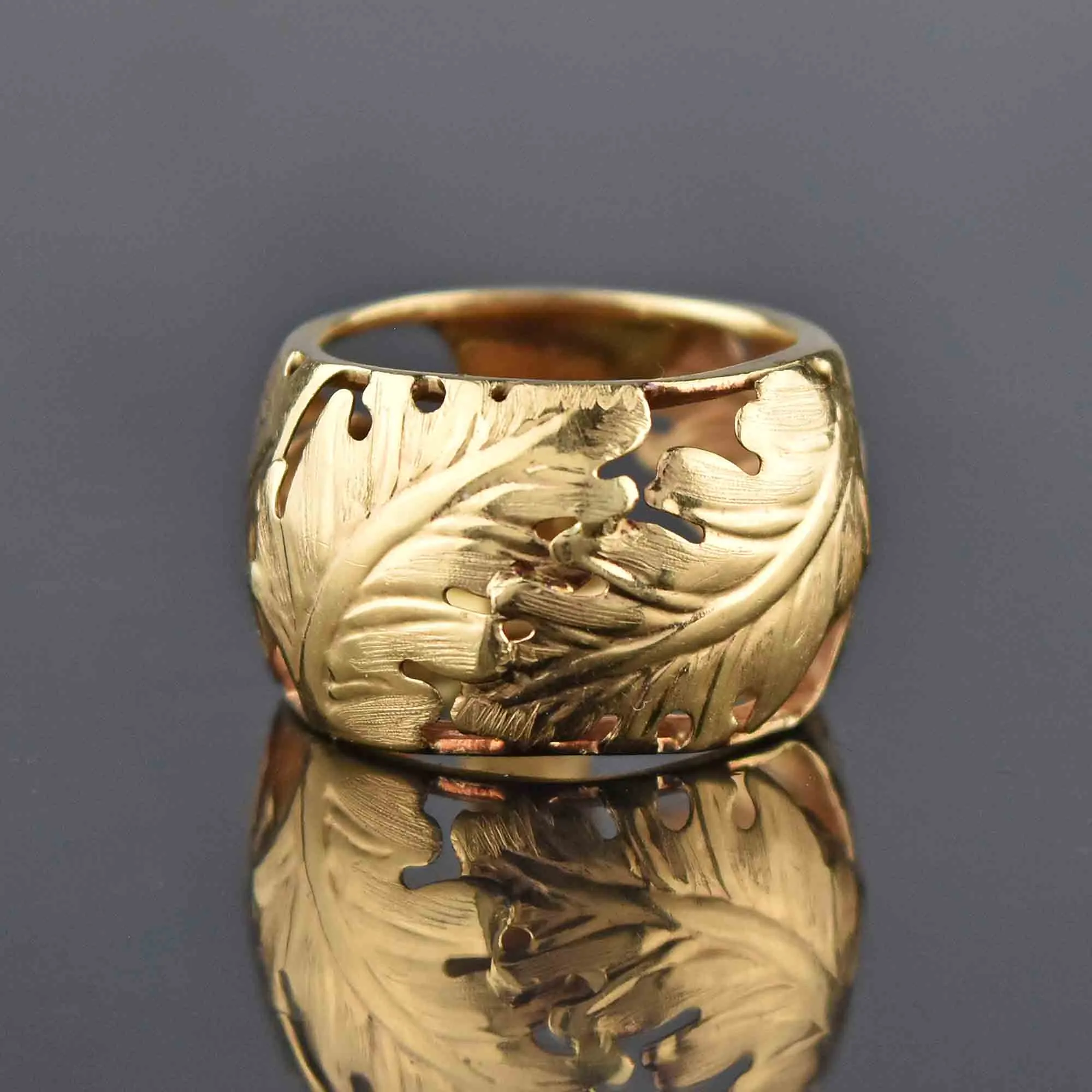 14K Gold Italian Wide Engraved Leaf Band Ring