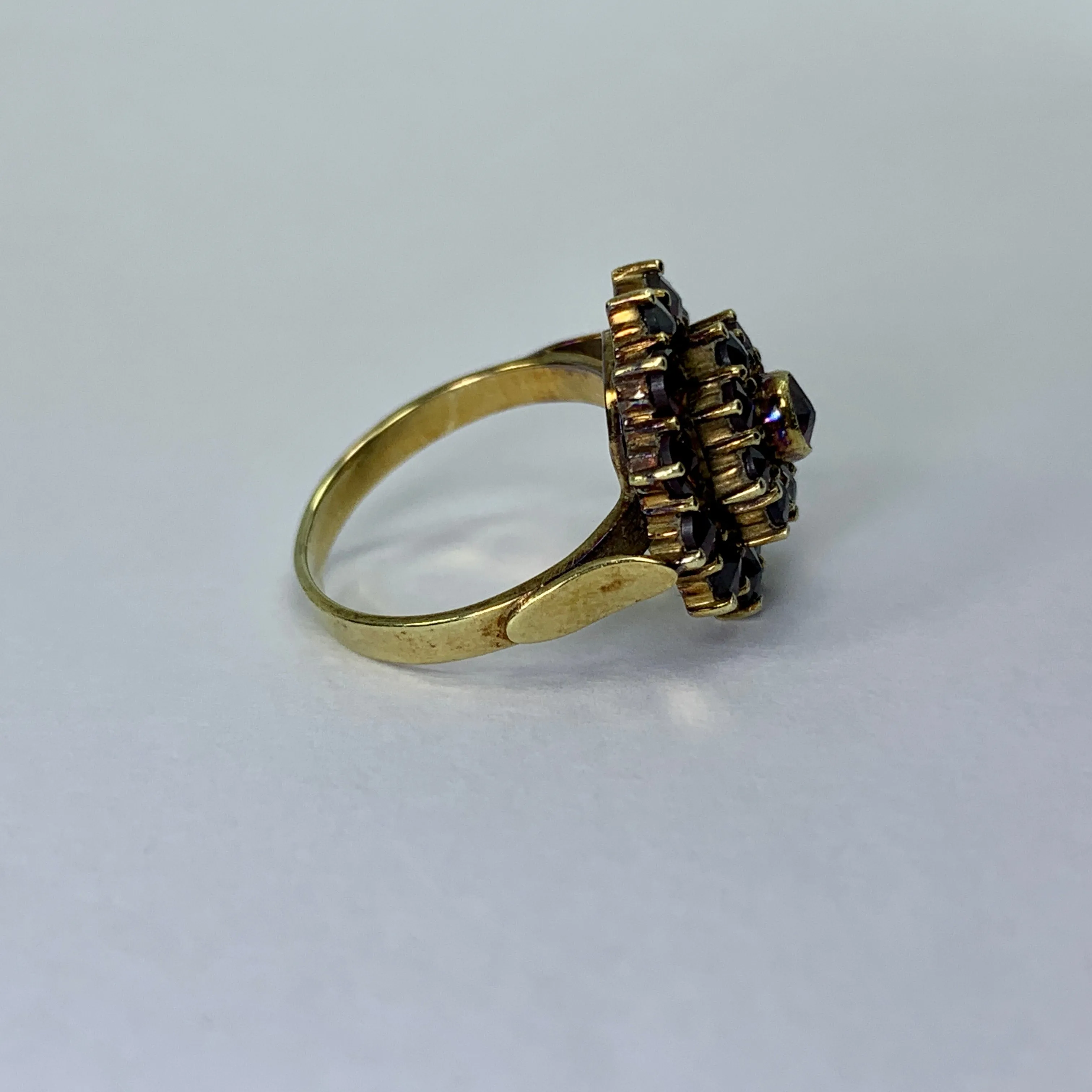 1940s Garnet Cluster Ring in 14k Yellow Gold. Bohemian Ring. January Birthstone.