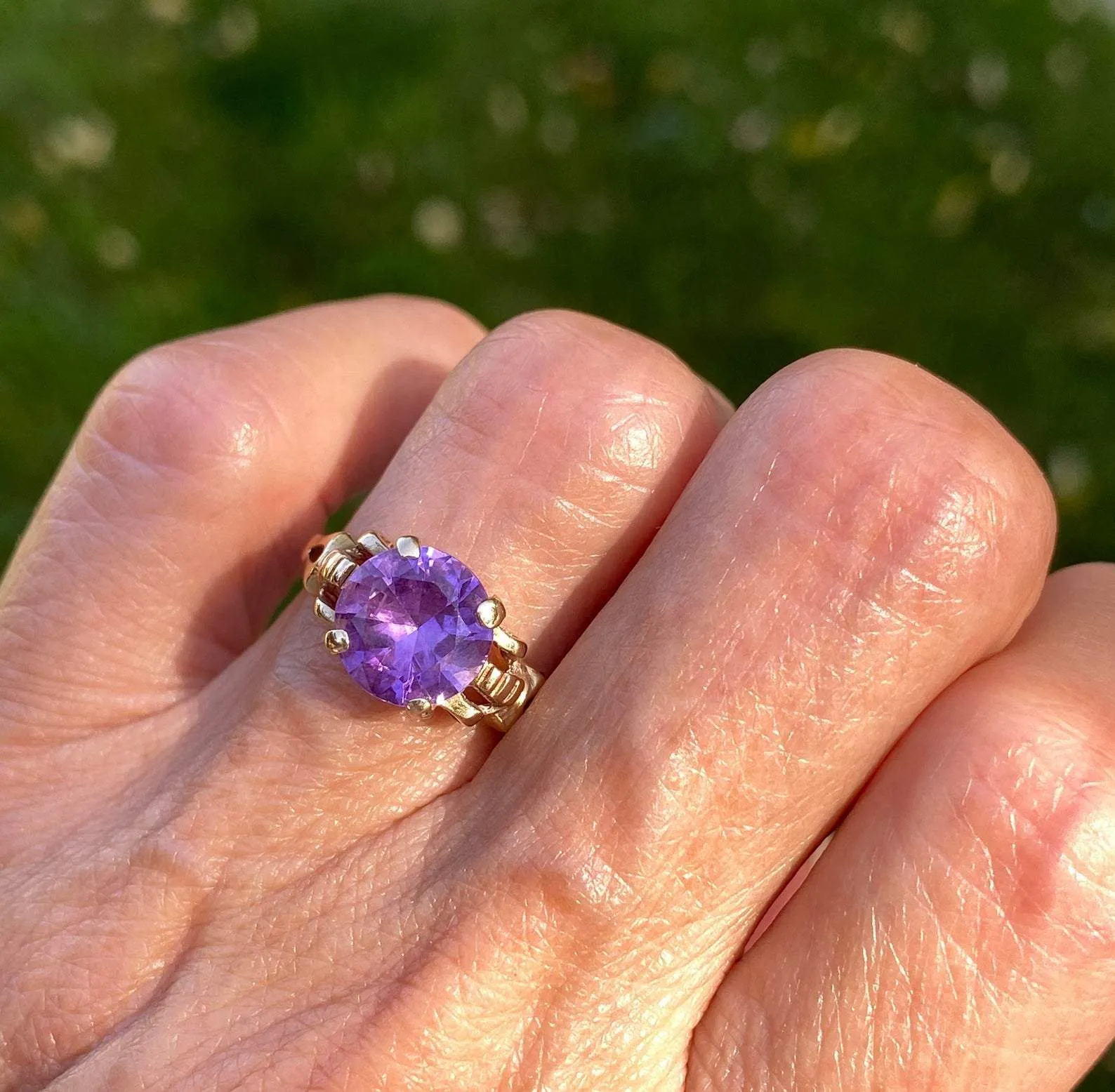 Art Deco 14K Gold Amethyst Solitaire Ring