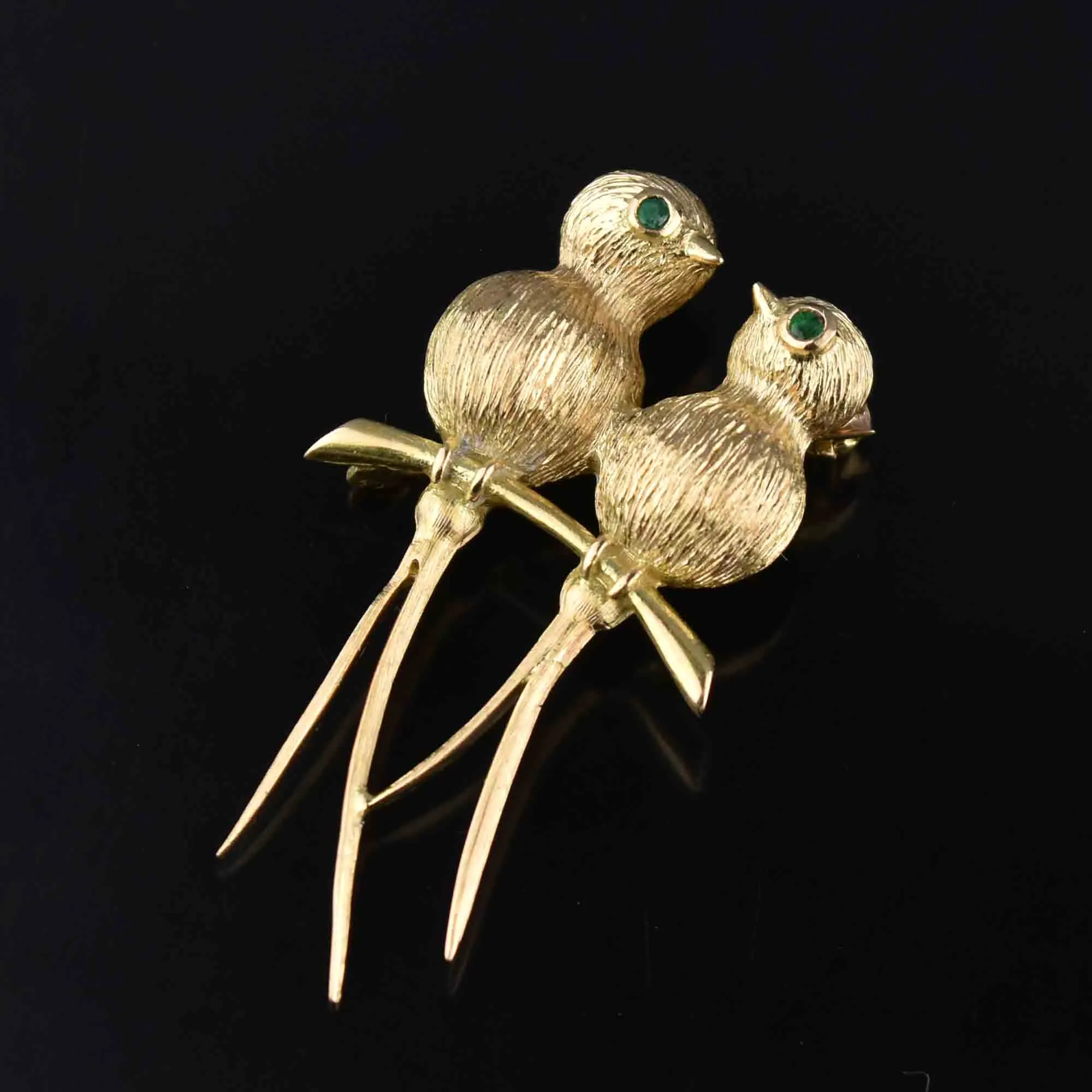 Beautiful Large 14K Gold Emerald Swallow Brooch Pin