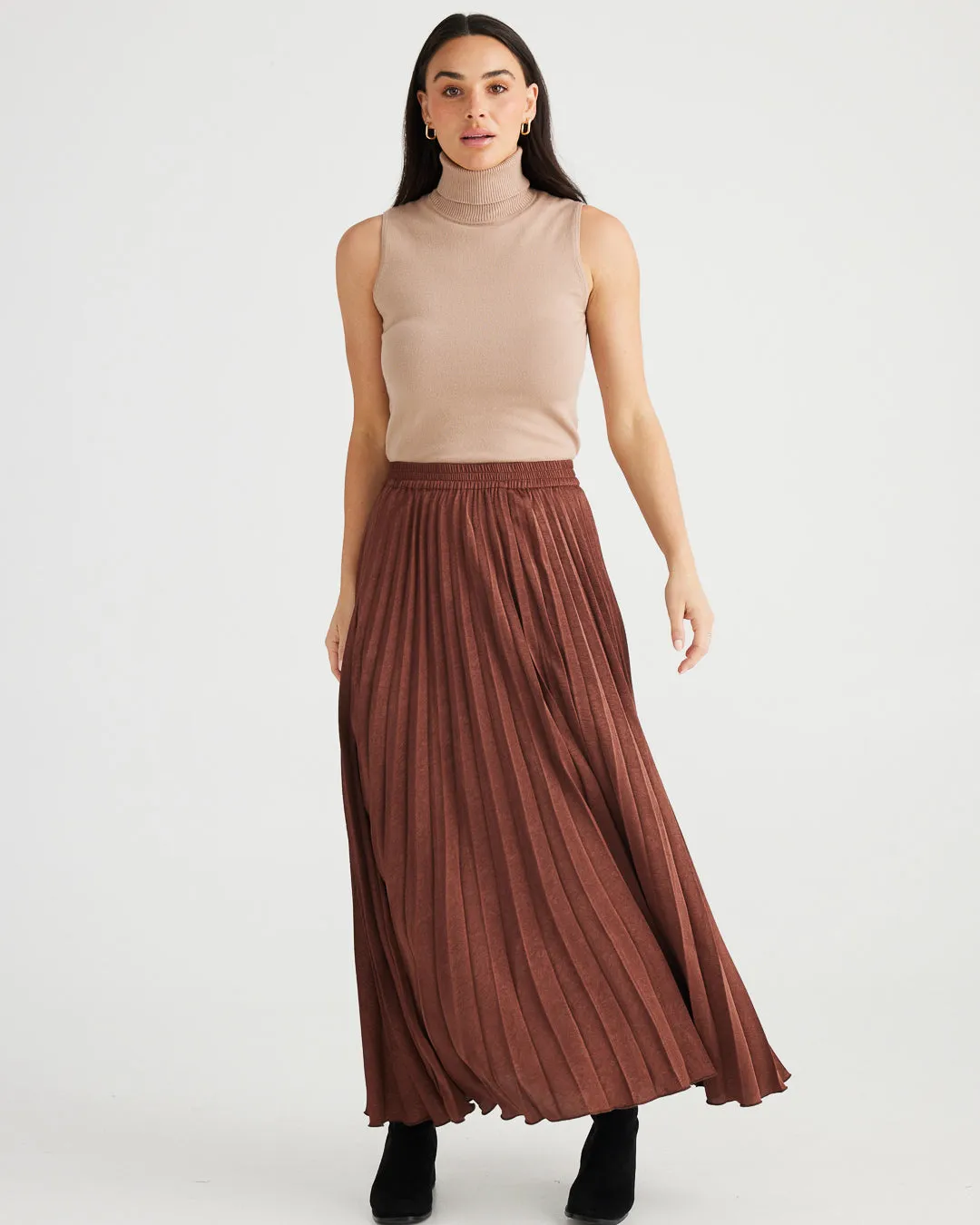 Brave & True Alias Pleated Skirt Cocoa