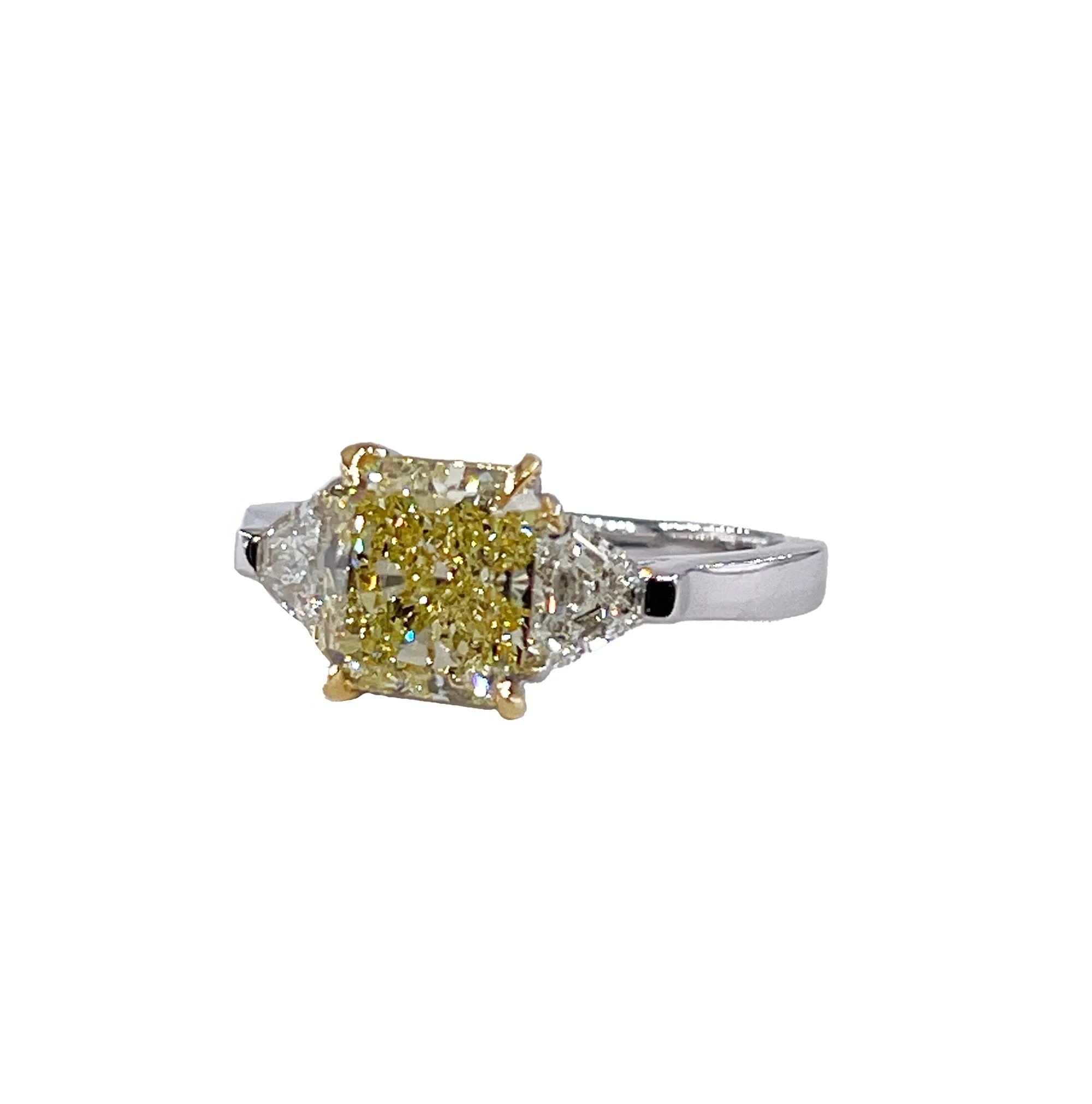 Estate GIA 2.66ct Natural Fancy Yellow RADIANT 3 Stone Diamond Engagement Platinum Ring