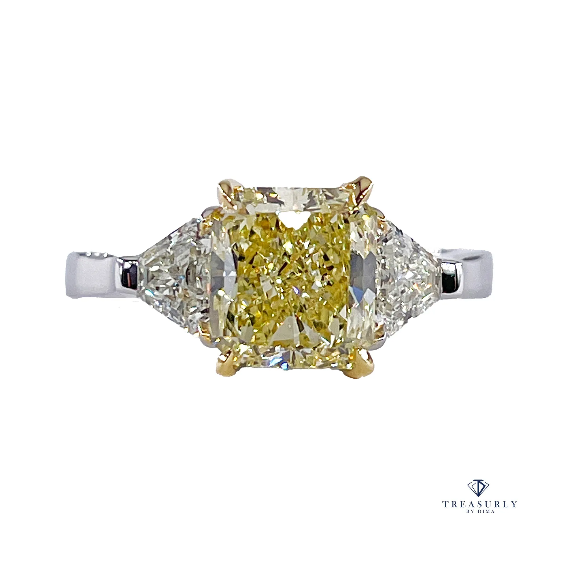 Estate GIA 2.66ct Natural Fancy Yellow RADIANT 3 Stone Diamond Engagement Platinum Ring