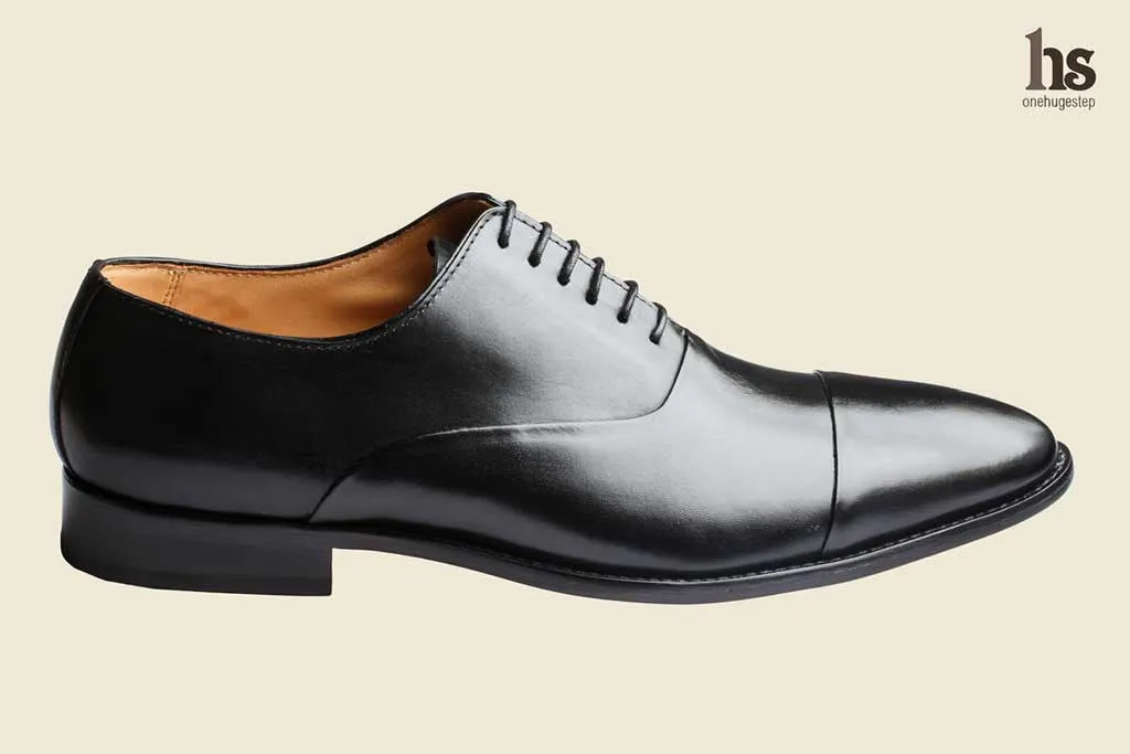 Toe Cap Pleated Oxford – Black