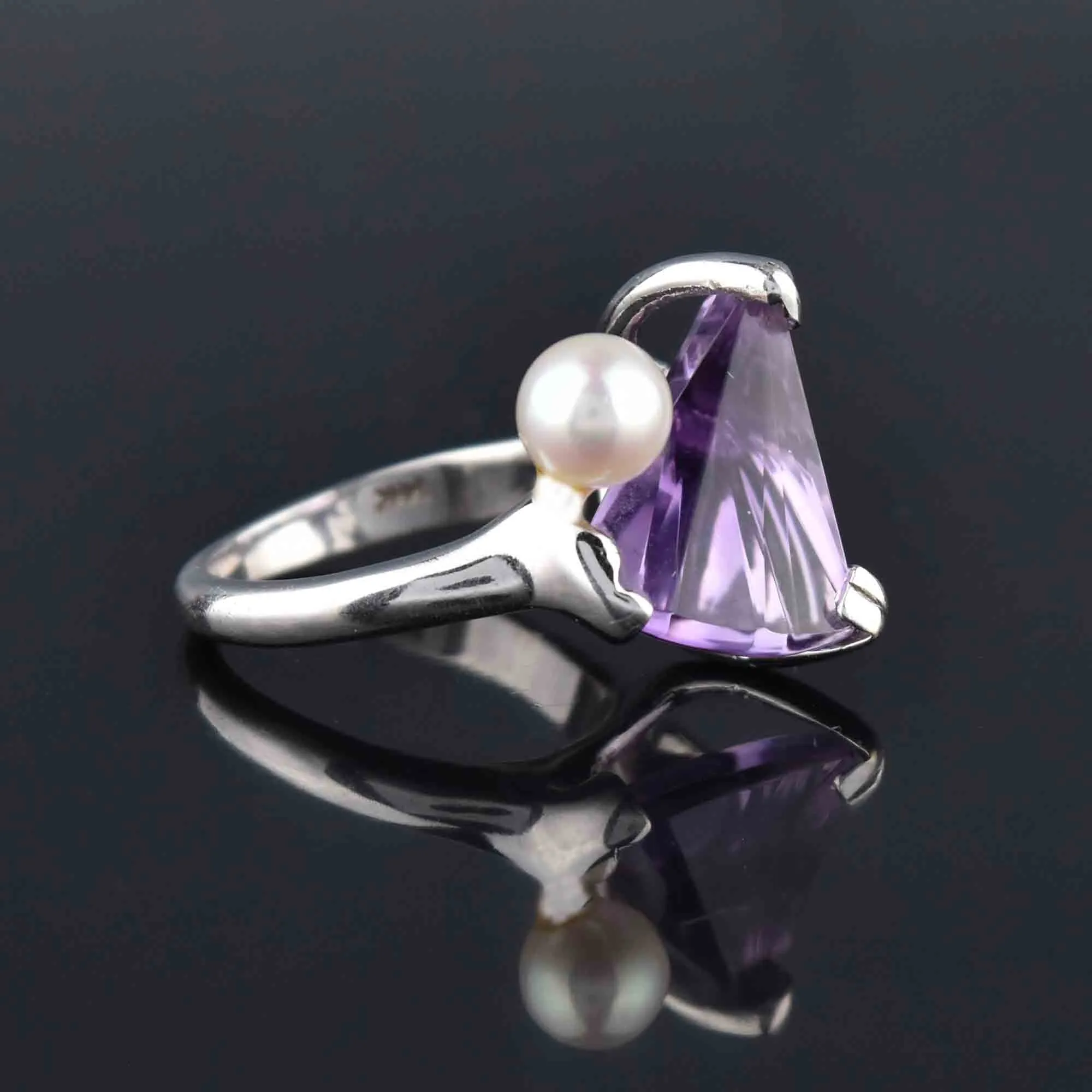 Unique 14K White Gold Pearl Fantasy Cut Amethyst Ring