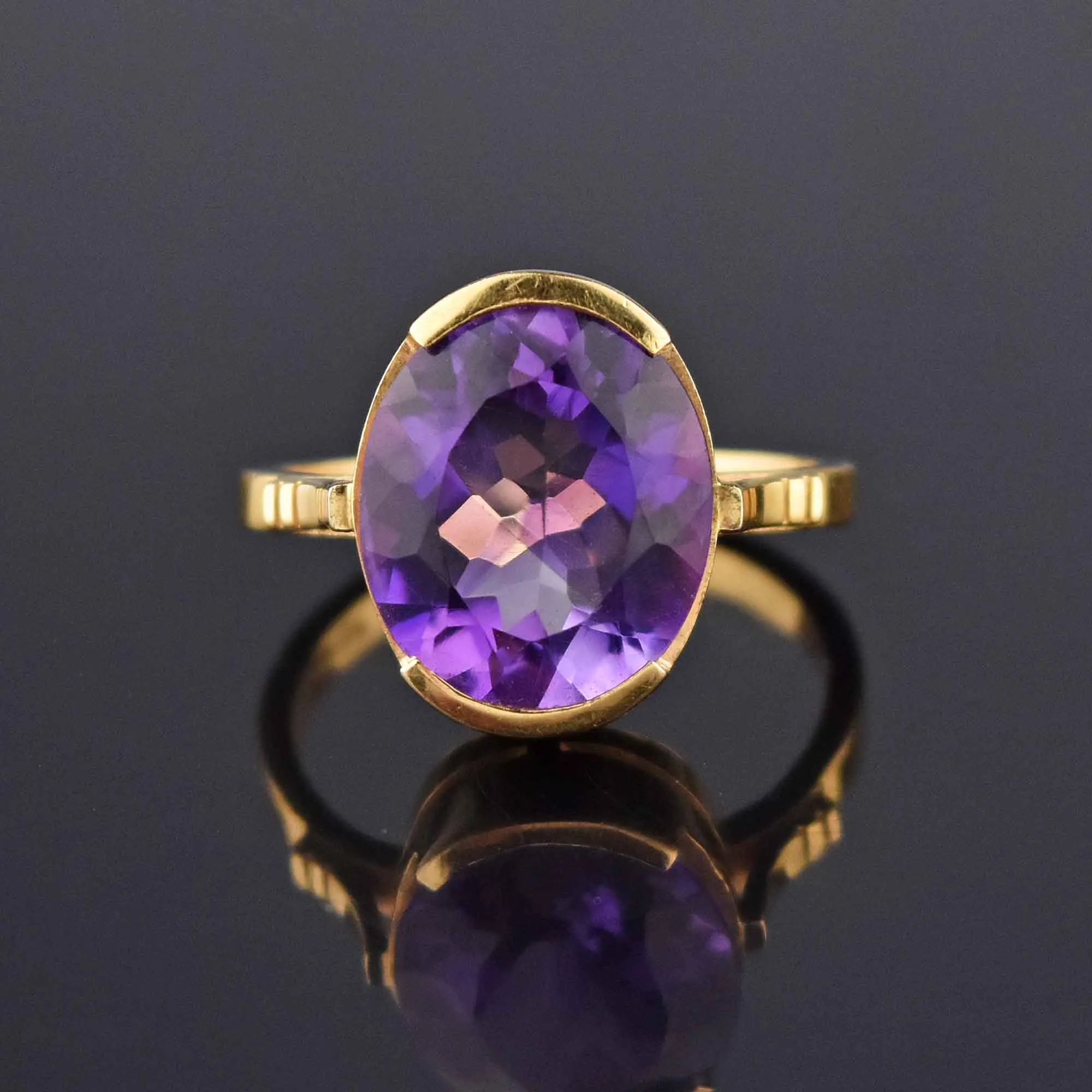 Vintage 18K Gold Italian Amethyst Cocktail Ring